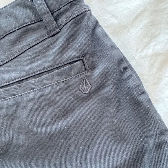 VOLCOM - short short - Picture 3 of 5